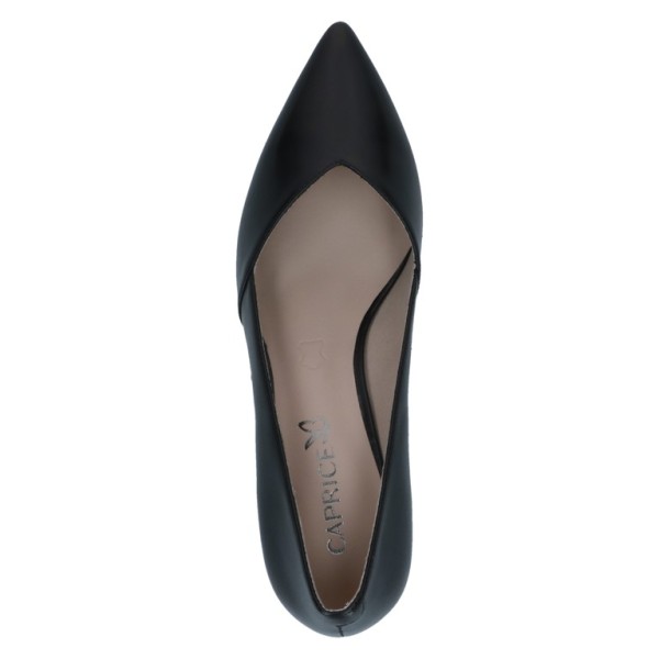 Обувки черно Caprice