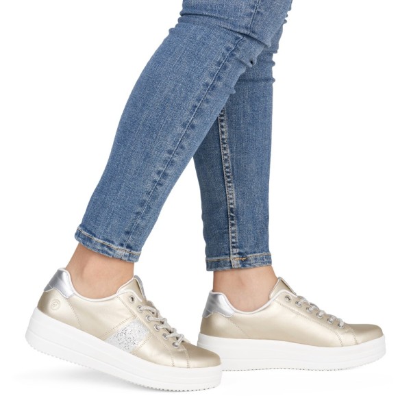 Обувки златисто Remonte